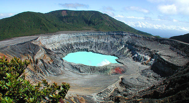 Volcan Poas Crater